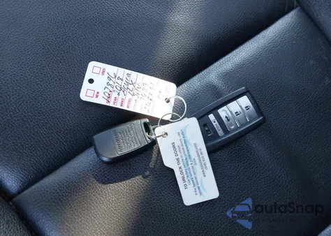 2018 Acura Ilx Acurawatch Plus Package из США, поврежденный, VIN 19UDE2F3XJA007633